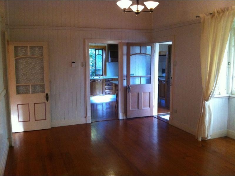 174 Samford Road, Enoggera QLD 4051