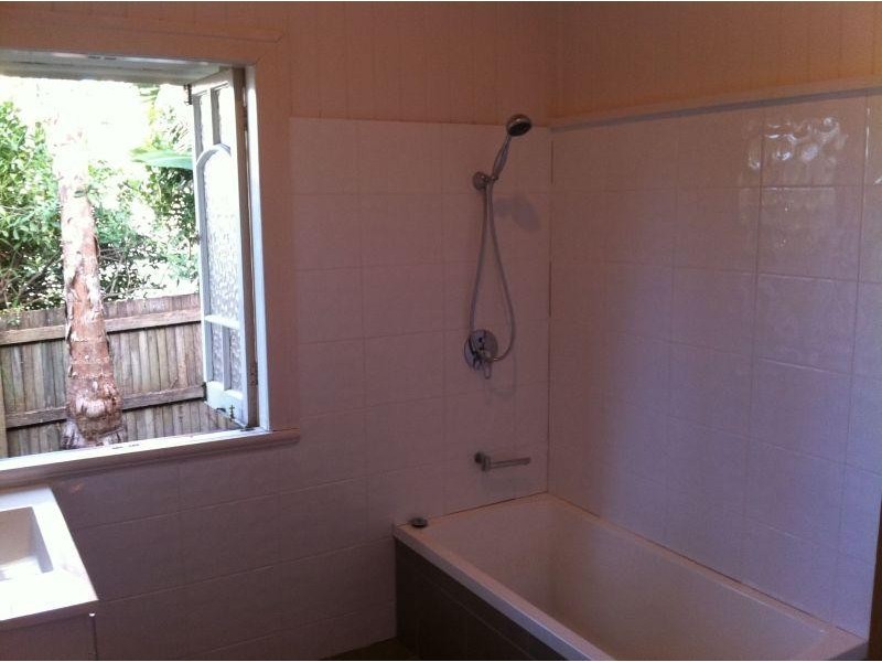 174 Samford Road, Enoggera QLD 4051