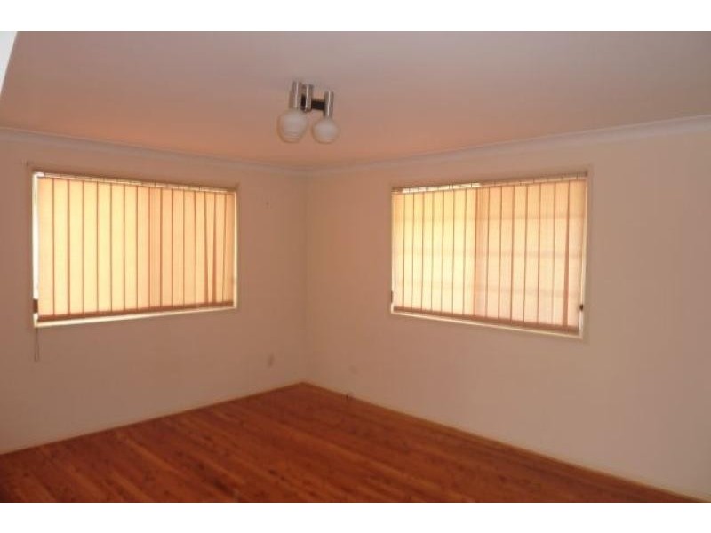 5 Yakki Court, Arana Hills QLD 4054