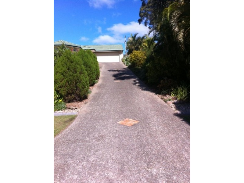 10 Janet Place, Arana Hills QLD 4054