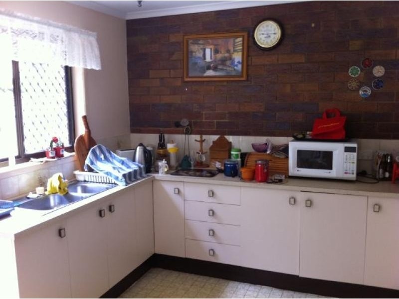 15 Quinnia Court, Ferny Hills QLD 4055