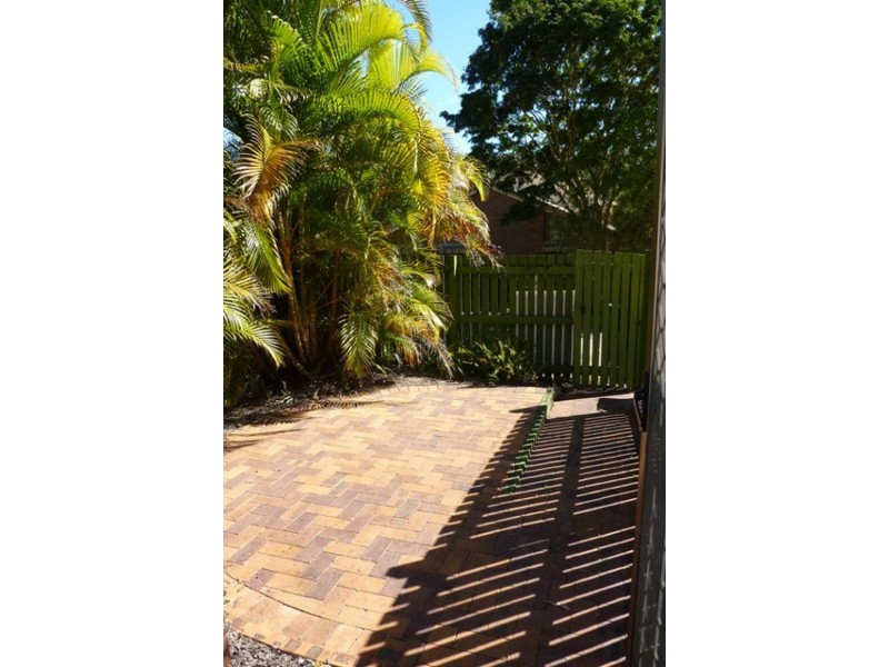 15 Quinnia Court, Ferny Hills QLD 4055