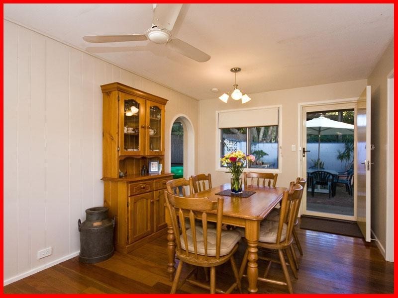 22 Illuta Avenue, Ferny Hills QLD 4055