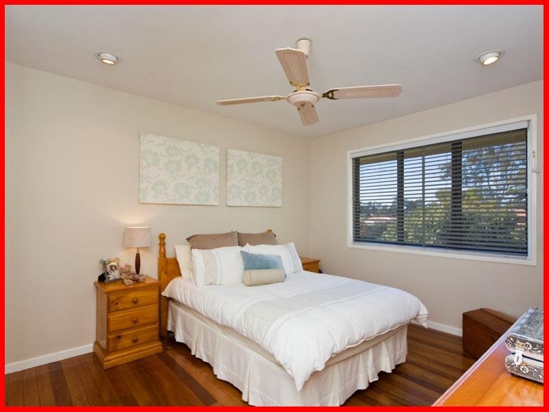 22 Illuta Avenue, Ferny Hills QLD 4055