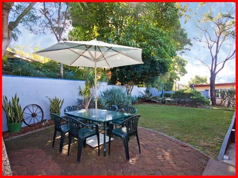 22 Illuta Avenue, Ferny Hills QLD 4055