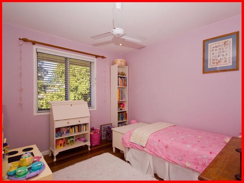 22 Illuta Avenue, Ferny Hills QLD 4055