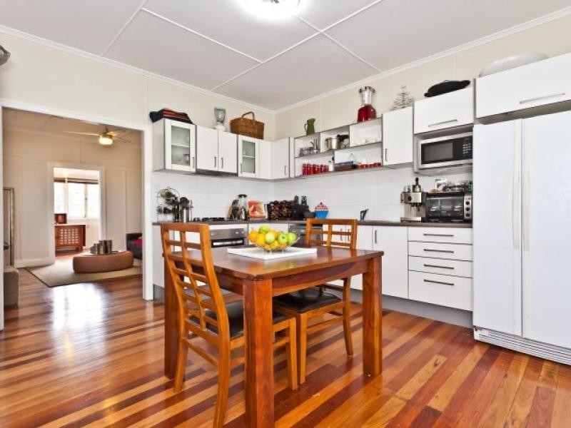 99 Blackwood Street, Mitchelton QLD 4053