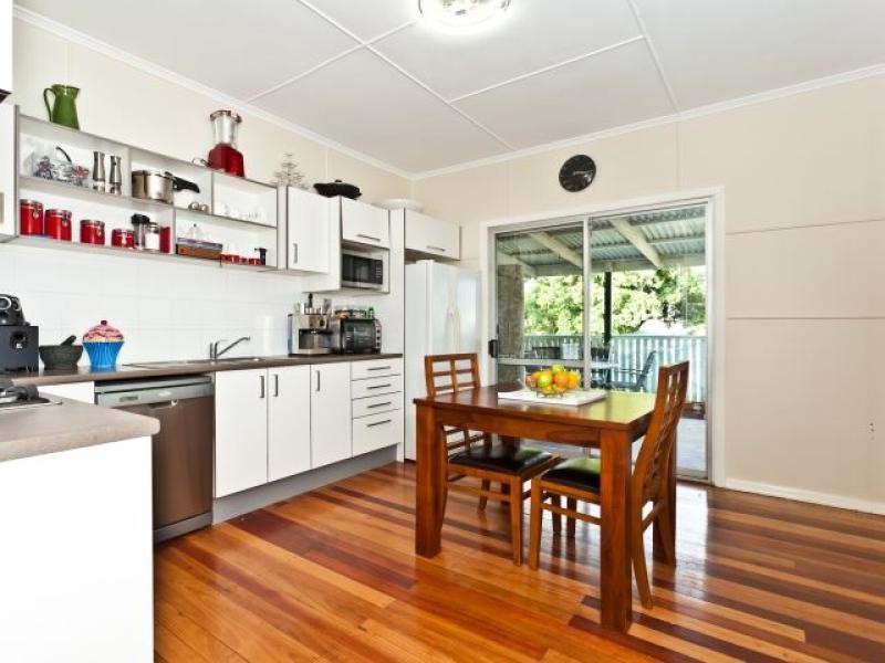 99 Blackwood Street, Mitchelton QLD 4053