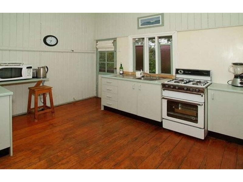 57 York St, Indooroopilly QLD 4068