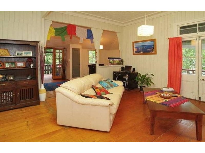 57 York St, Indooroopilly QLD 4068