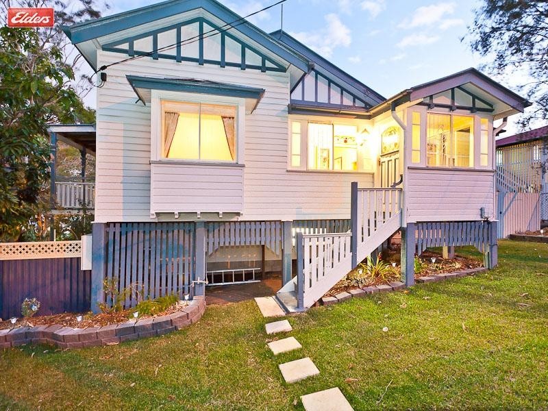 176 Days Road, Grange QLD 4051