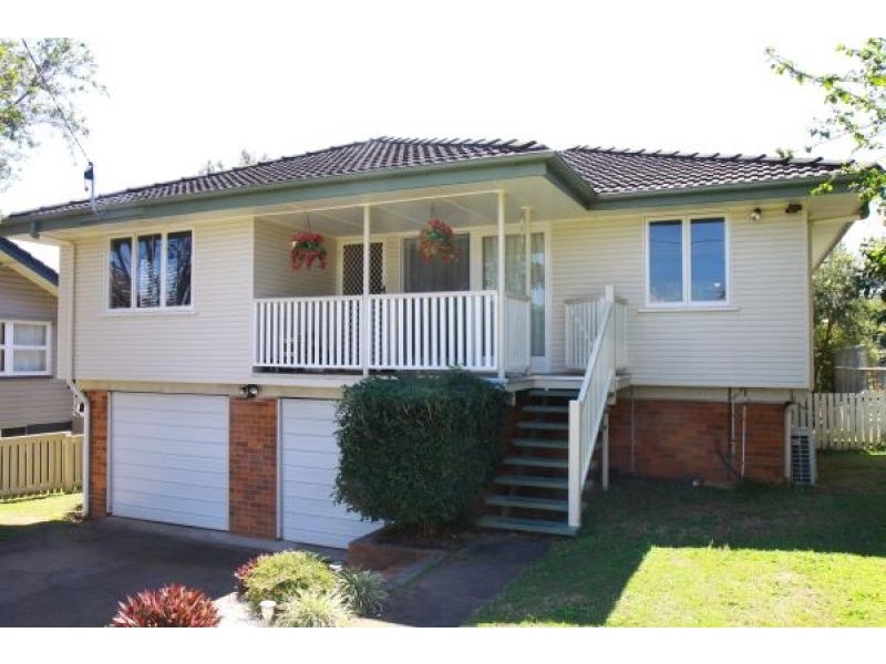 18 Warringah Street, Everton Park QLD 4053