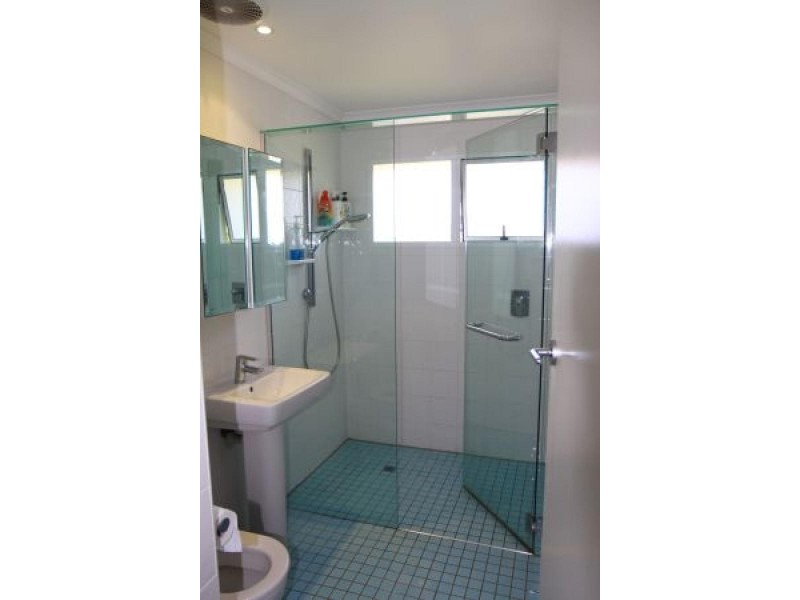 18 Warringah Street, Everton Park QLD 4053