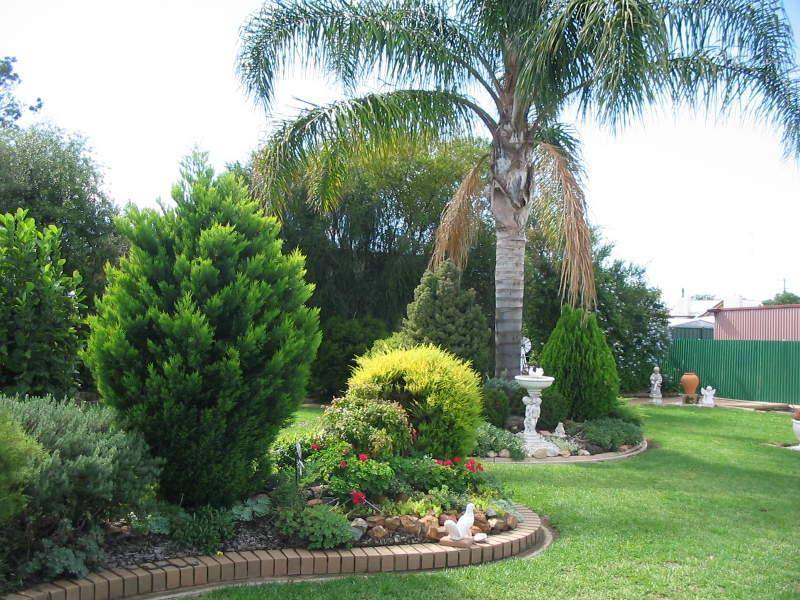 4 BLAKE COURT, Deniliquin NSW 2710