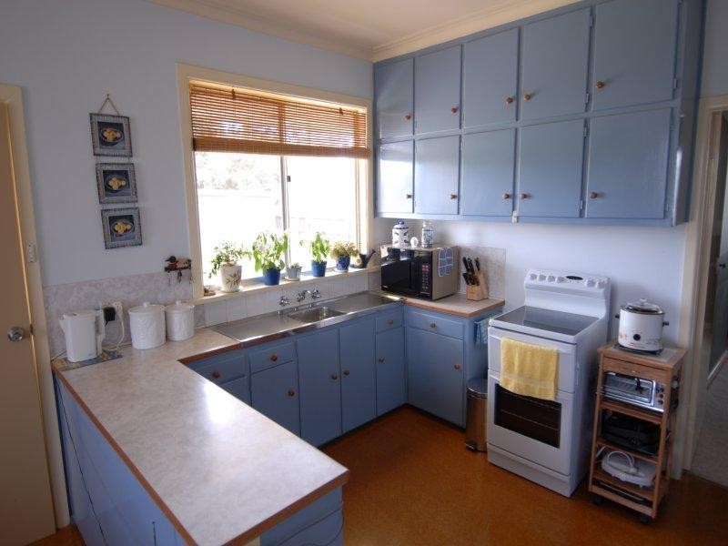 95 Macauley Street, Deniliquin NSW 2710