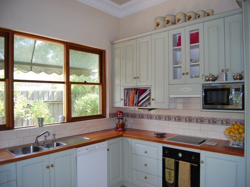 261 River Street, Deniliquin NSW 2710