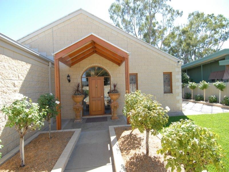 501 St Michael Street, Deniliquin NSW 2710