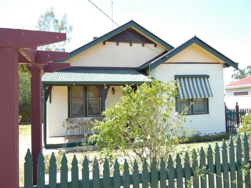 459 Poictiers Street, Deniliquin NSW 2710