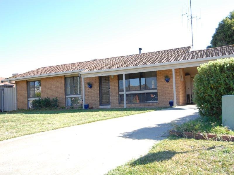 7 Johnston Crescent, Deniliquin NSW 2710