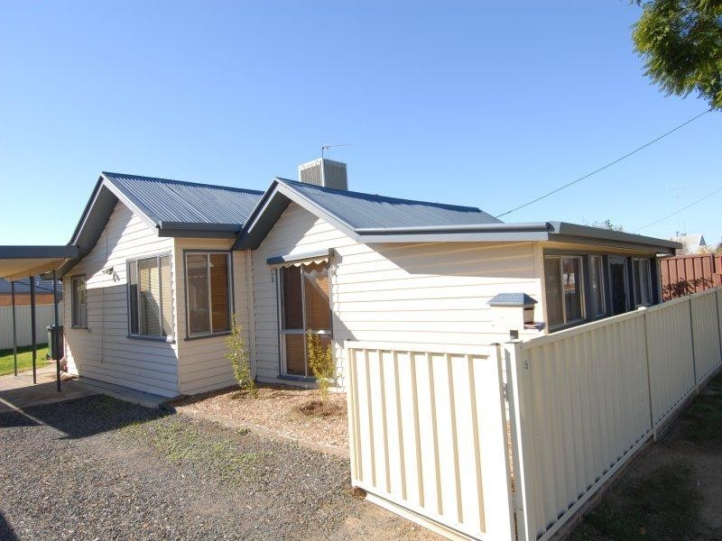 435 Henry Street, Deniliquin NSW 2710