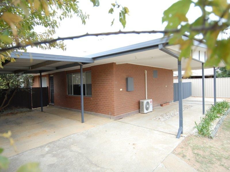 233 Hetherington Street, Deniliquin NSW 2710