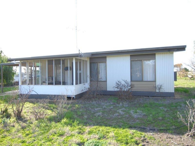 8 Lang Street, Wanganella NSW 2710