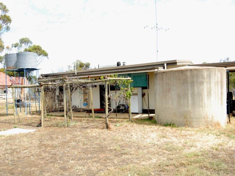 8 Lang Street, Wanganella NSW 2710