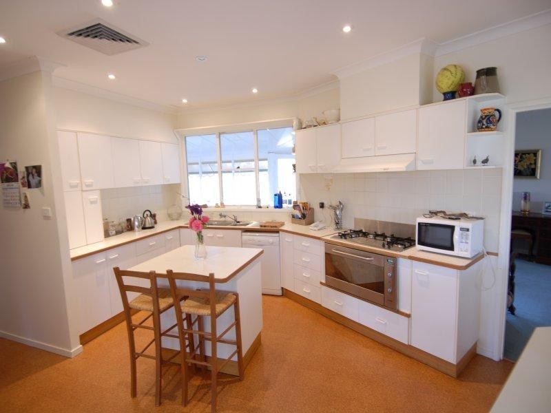 132 Quarry Street, Deniliquin NSW 2710