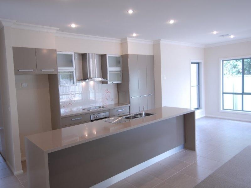 356 Sloane Street, Deniliquin NSW 2710