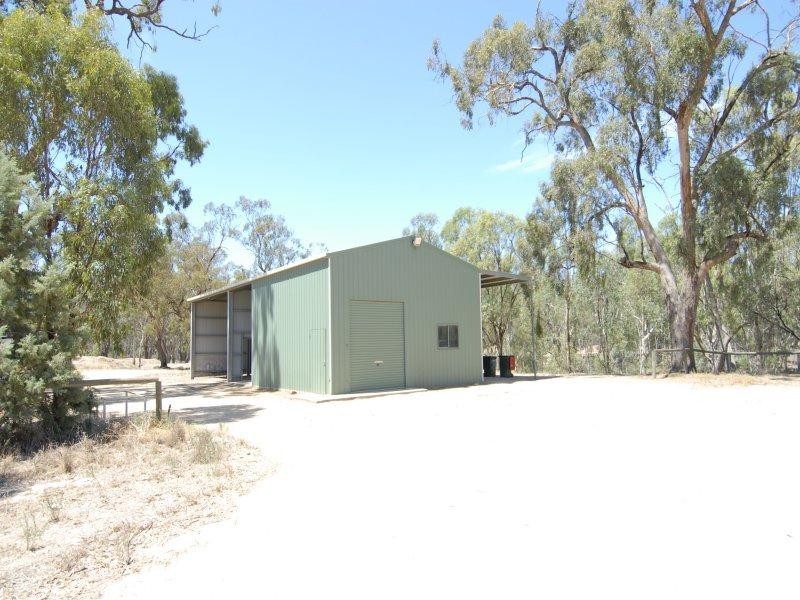 16 Phylands Lane, Deniliquin NSW 2710