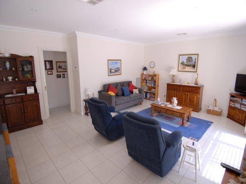 95 Edwardes Street, Deniliquin NSW 2710