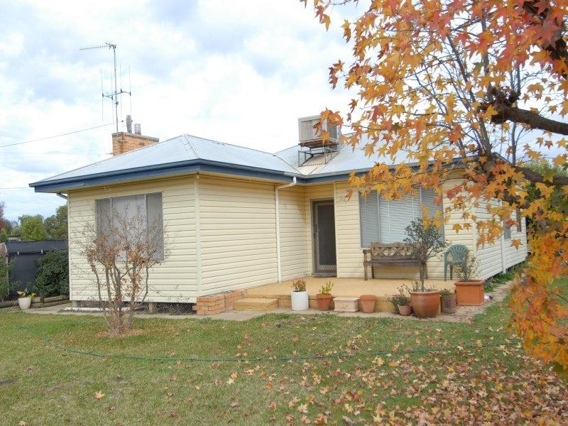 312 Fitzroy Street, Deniliquin NSW 2710