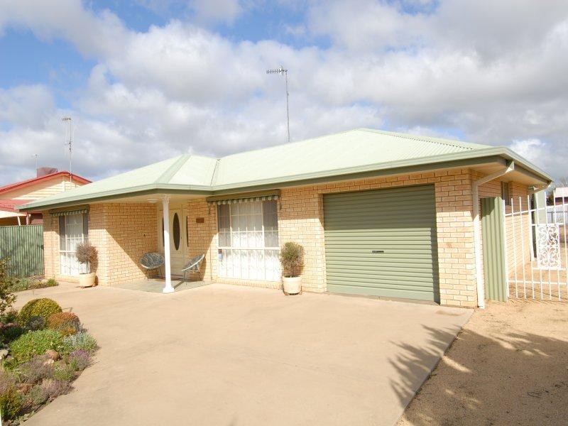 472 Henry Street, Deniliquin NSW 2710