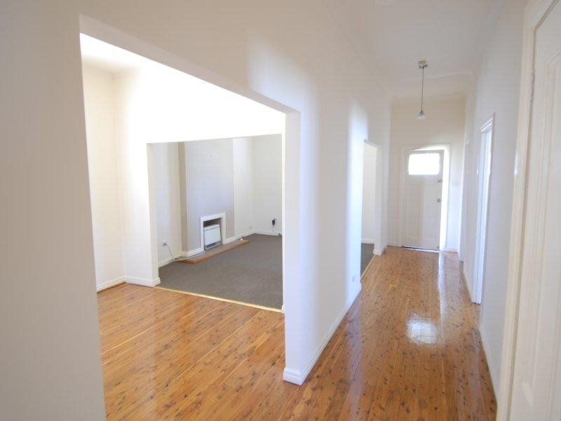 105 Hardinge Street, Deniliquin NSW 2710