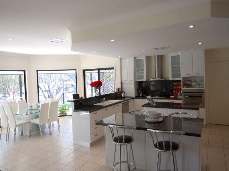 541 Warren Drive, Deniliquin NSW 2710