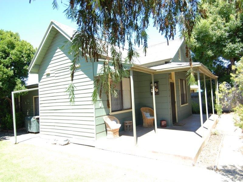 435 Whitelock Street, Deniliquin NSW 2710