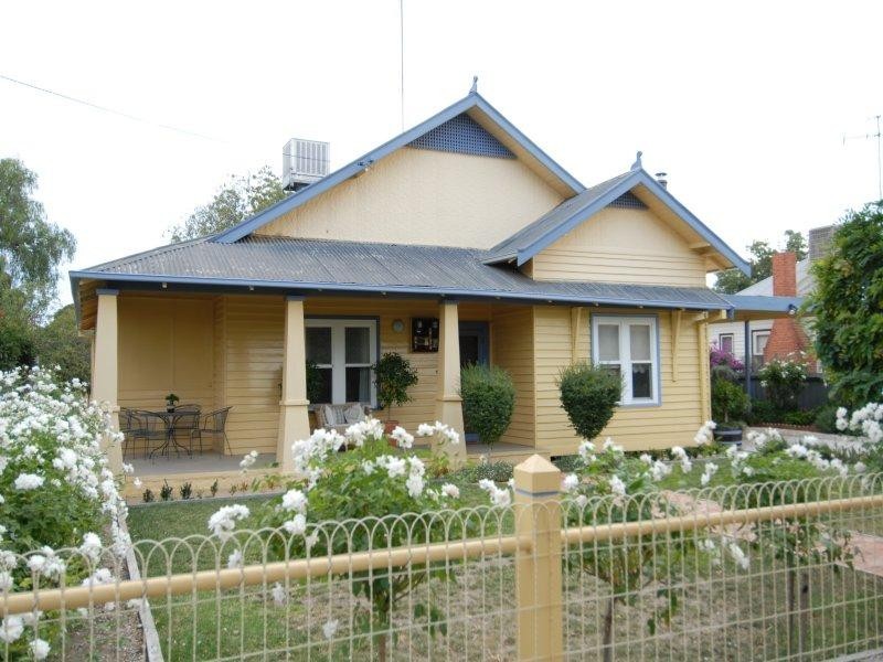 412 Harfleur Street, Deniliquin NSW 2710
