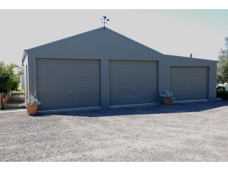 335 Flanagans Lane, Deniliquin NSW 2710