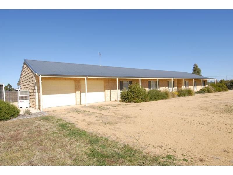 133 Hetherington Street, Deniliquin NSW 2710