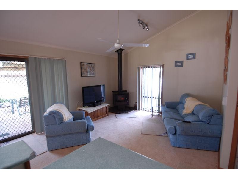 204 Victoria Street, Deniliquin NSW 2710