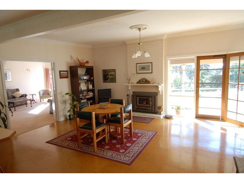 188 River Street, Deniliquin NSW 2710