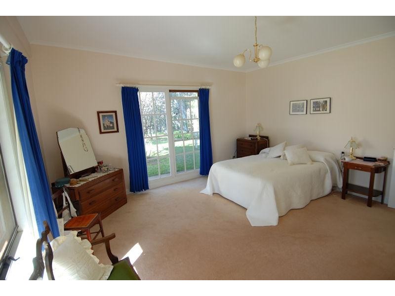 188 River Street, Deniliquin NSW 2710