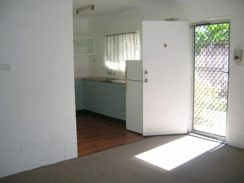 Westcourt QLD 4870