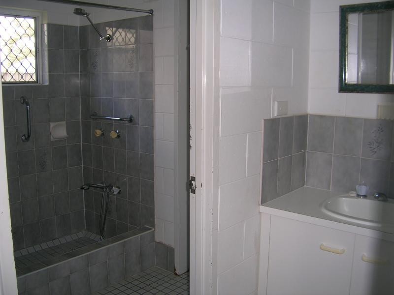 Bentley Park QLD 4869