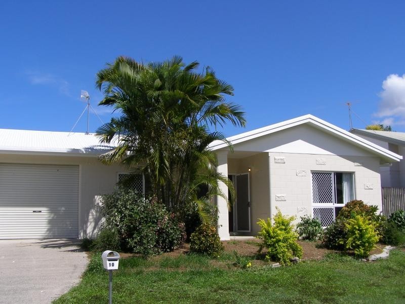 10 CARPENTER CLOSE, Edmonton QLD 4869
