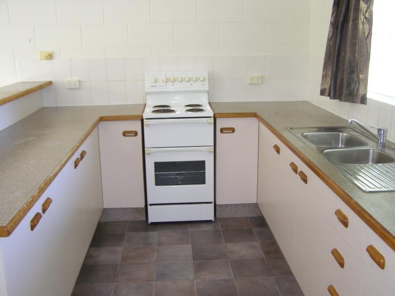 10 CARPENTER CLOSE, Edmonton QLD 4869