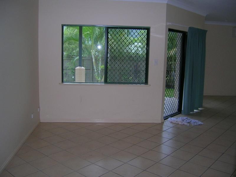 28 Dan Jones Street, Bentley Park QLD 4869
