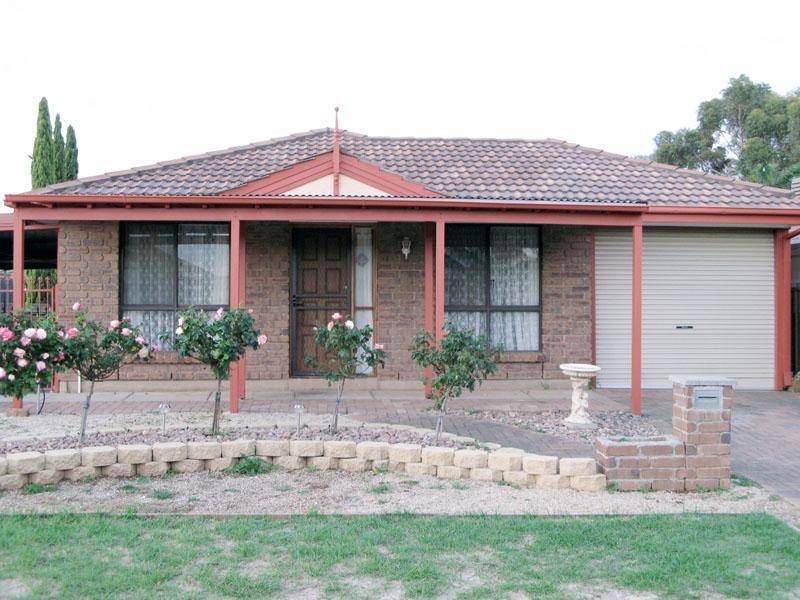 12 INSIGNIA AVENUE, Andrews Farm SA 5114