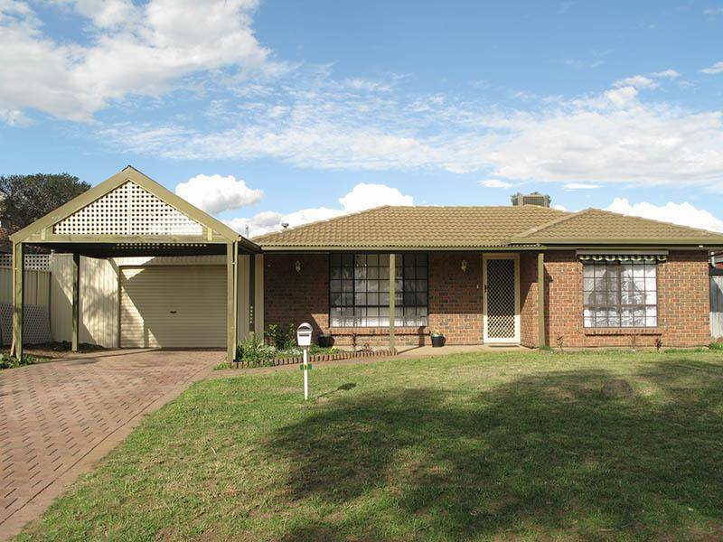 17 REYNOLDS DRIVE, Paralowie SA 5108