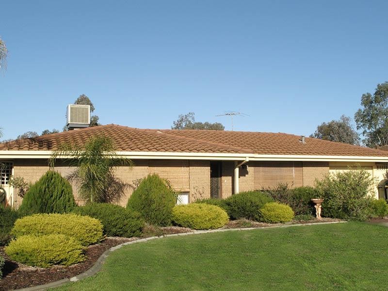 24 CARABEEN CRESCENT, Andrews Farm SA 5114